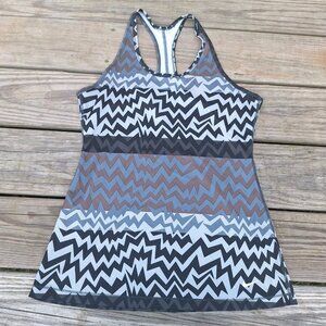 Nike Womens Large Recycled Polyester Racerback Tank Top Geometric Zigzag Pattern